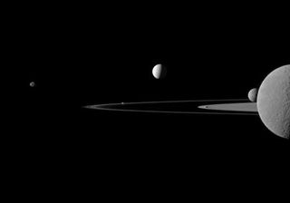 Cassini saturn